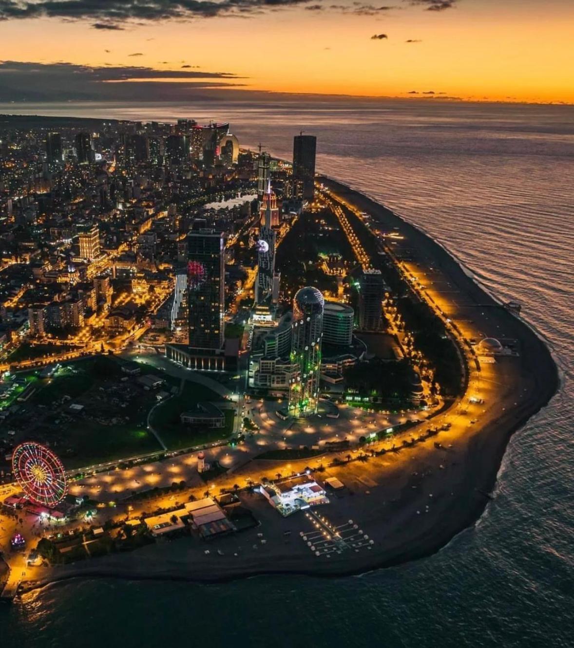 New Orbi Batumi Hotel Exterior photo