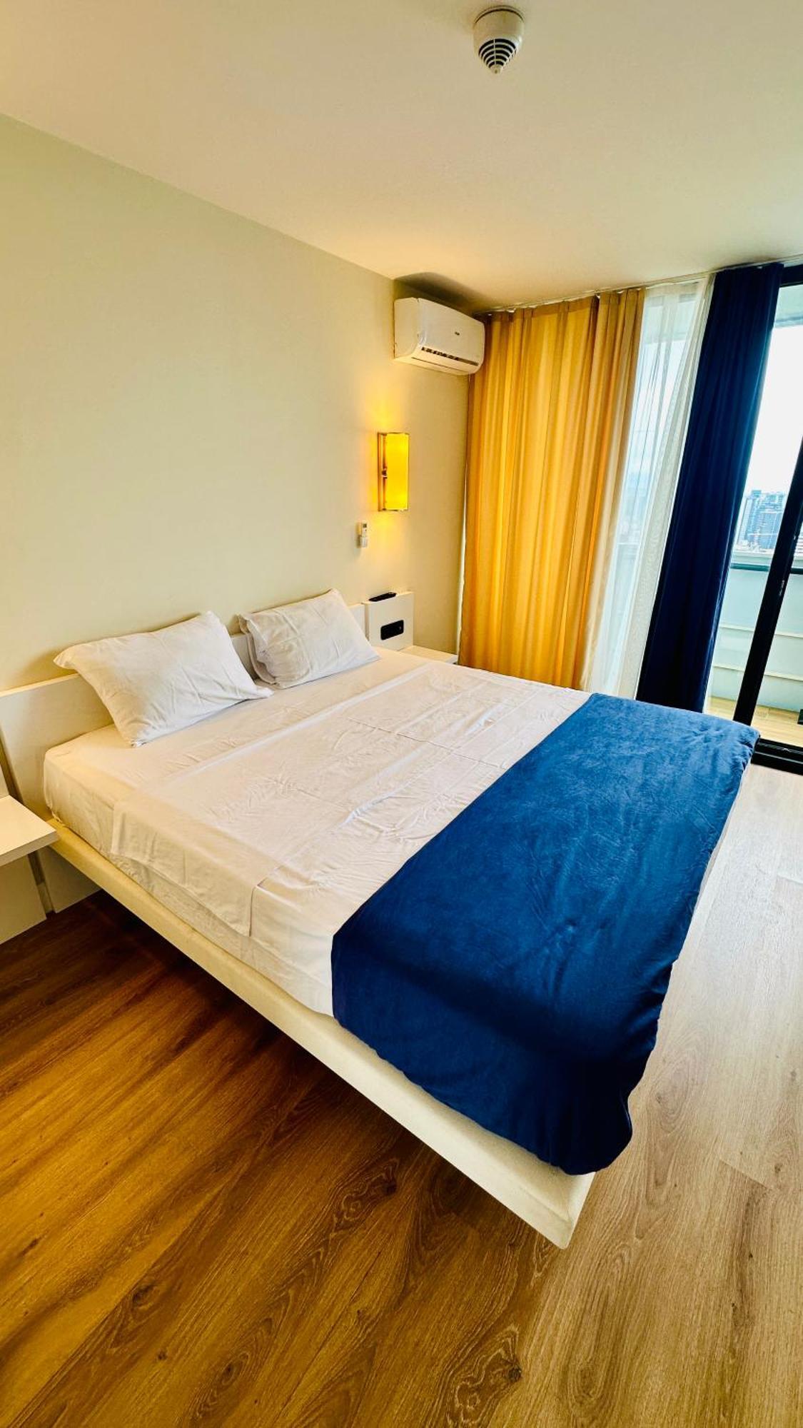 New Orbi Batumi Hotel Exterior photo