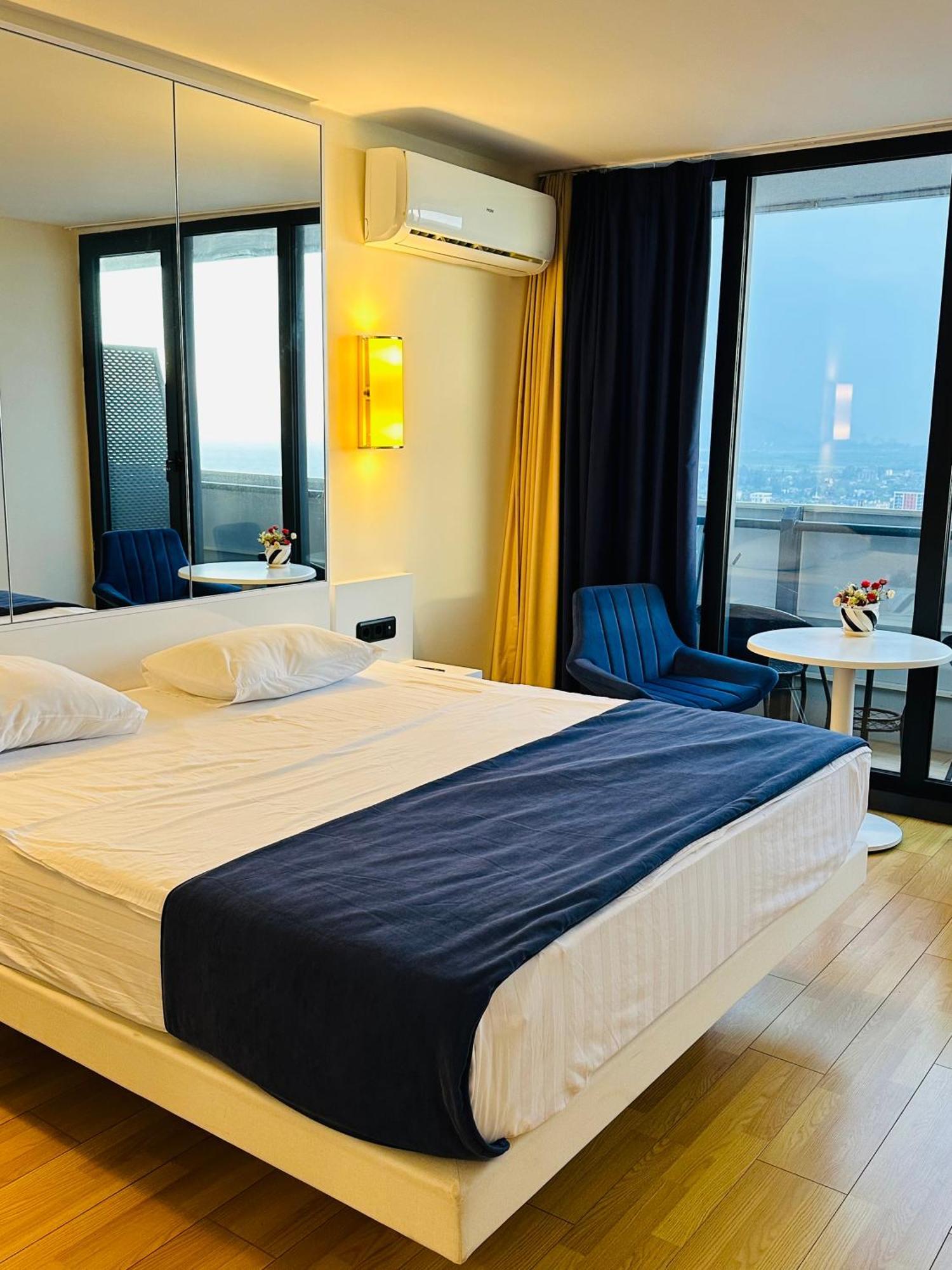 New Orbi Batumi Hotel Exterior photo